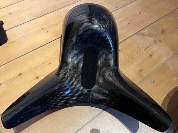 carbon headrest
